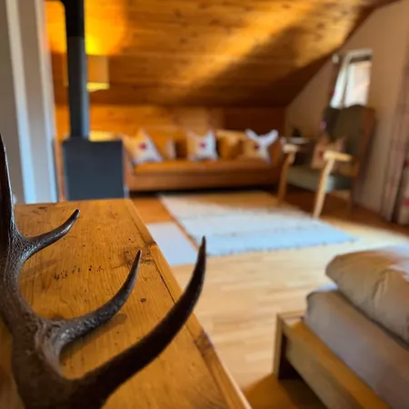 Berghaus Auf 1200m Hoehe Hébergement de vacances *