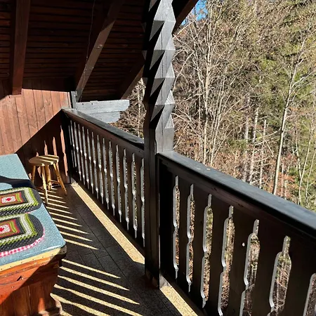 Berghaus Auf 1200m Hoehe