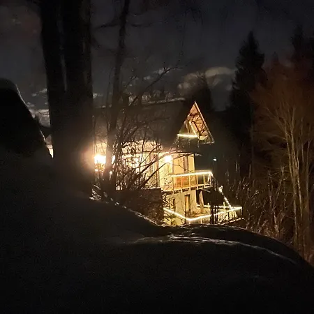 Berghaus Auf 1200m Hoehe Bodental