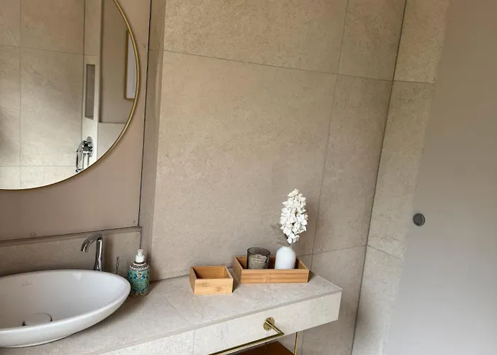 Berghaus Auf 1200m Hoehe Dom wakacyjny